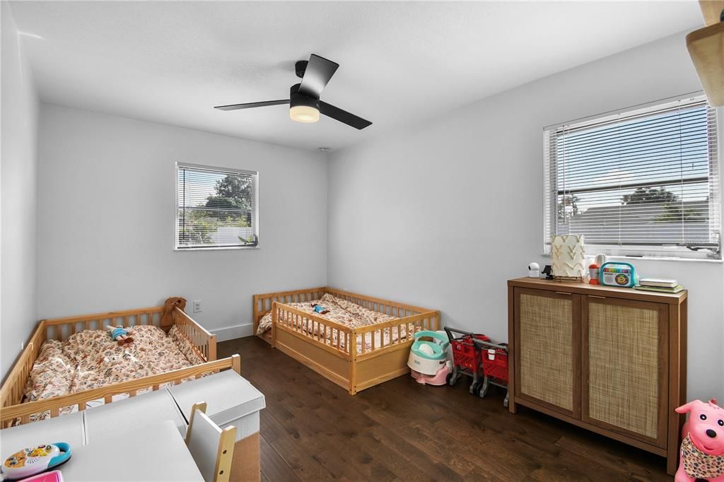 待售: $465,000 (3 贝兹, 2 浴室, 1830 平方英尺)