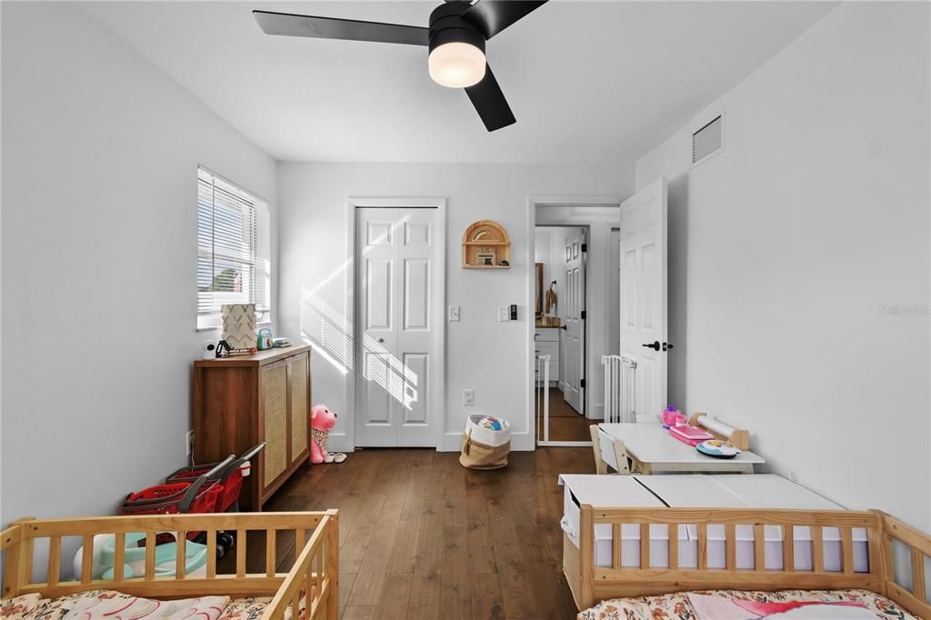 待售: $465,000 (3 贝兹, 2 浴室, 1830 平方英尺)