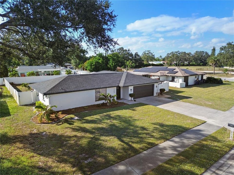 待售: $465,000 (3 贝兹, 2 浴室, 1830 平方英尺)