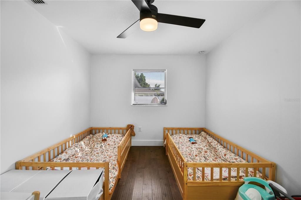 待售: $465,000 (3 贝兹, 2 浴室, 1830 平方英尺)