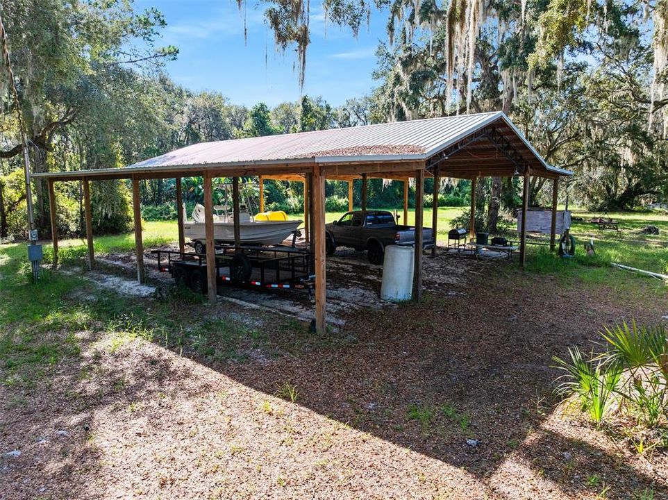 En Venta: $599,000 (20.14 acres)