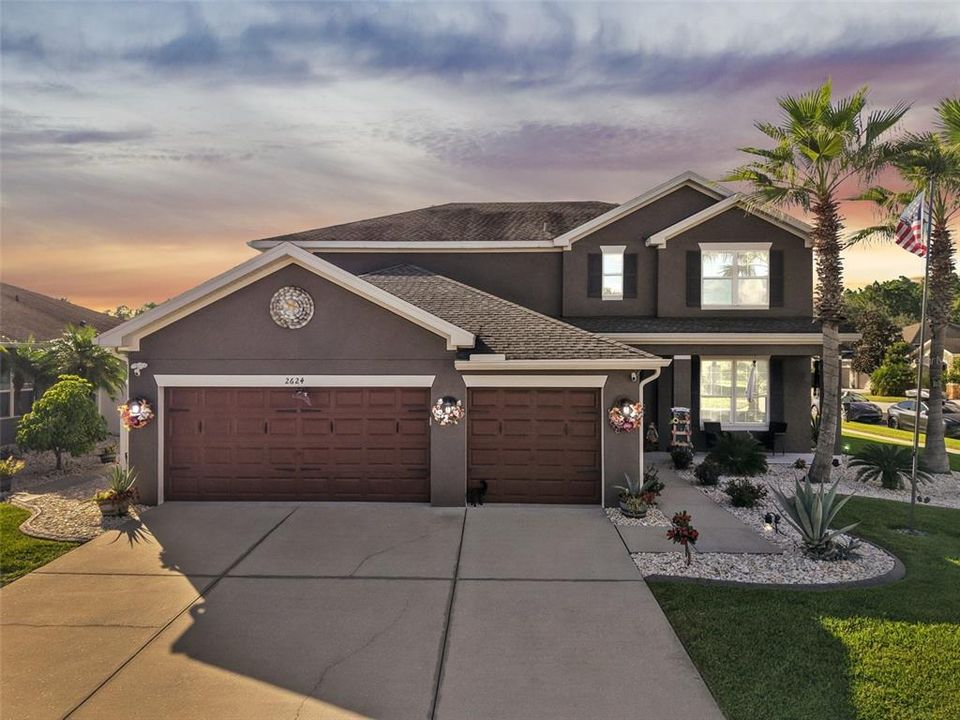 En Venta: $799,900 (4 camas, 3 baños, 3796 Pies cuadrados)