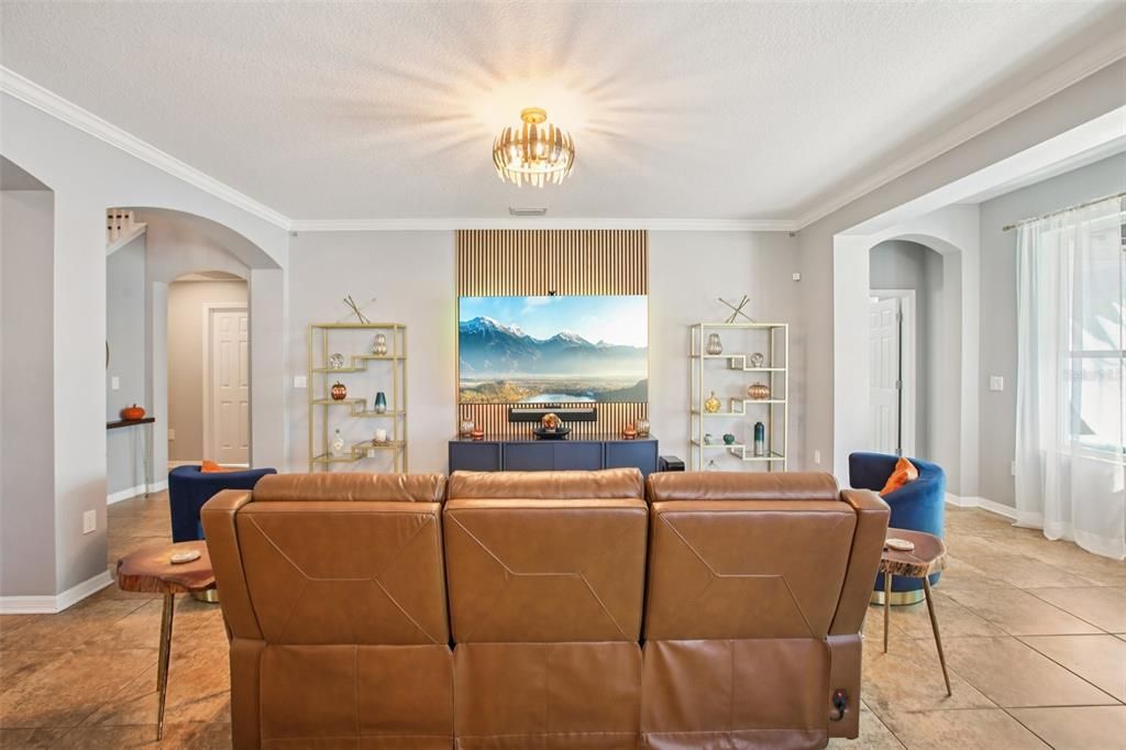 En Venta: $799,900 (4 camas, 3 baños, 3796 Pies cuadrados)