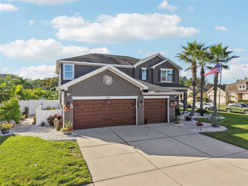 En Venta: $799,900 (4 camas, 3 baños, 3796 Pies cuadrados)