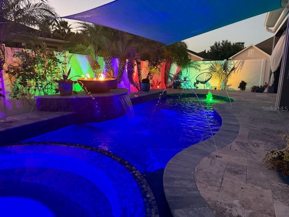 En Venta: $799,900 (4 camas, 3 baños, 3796 Pies cuadrados)