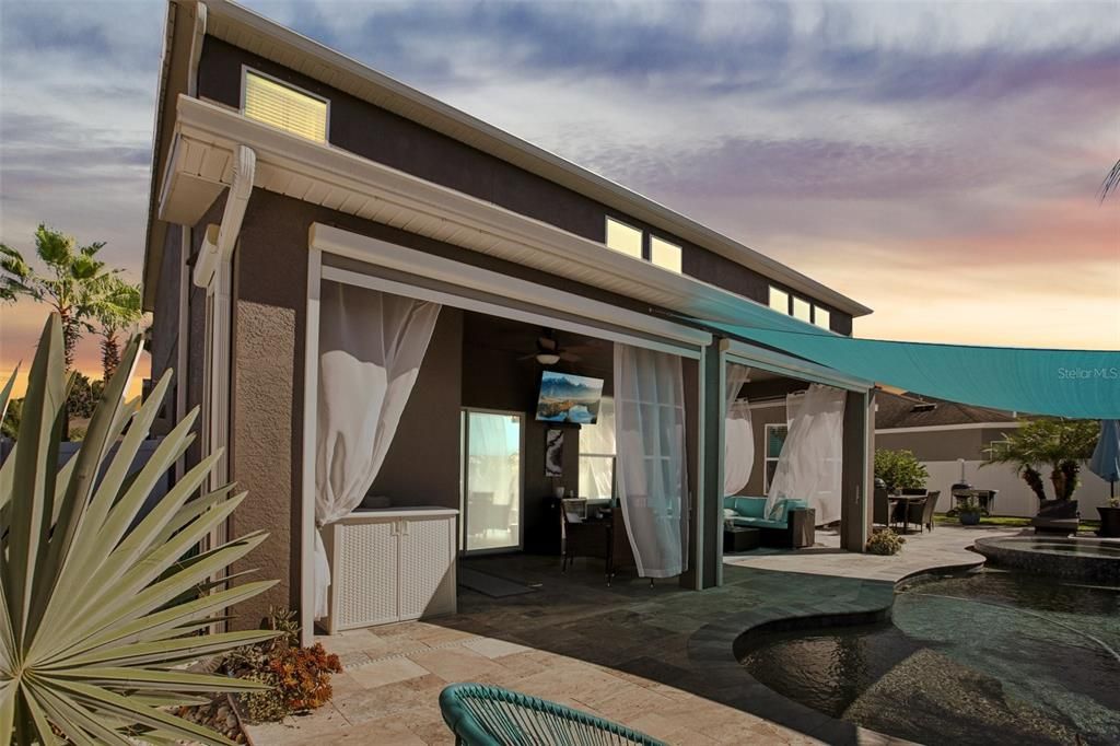 En Venta: $799,900 (4 camas, 3 baños, 3796 Pies cuadrados)