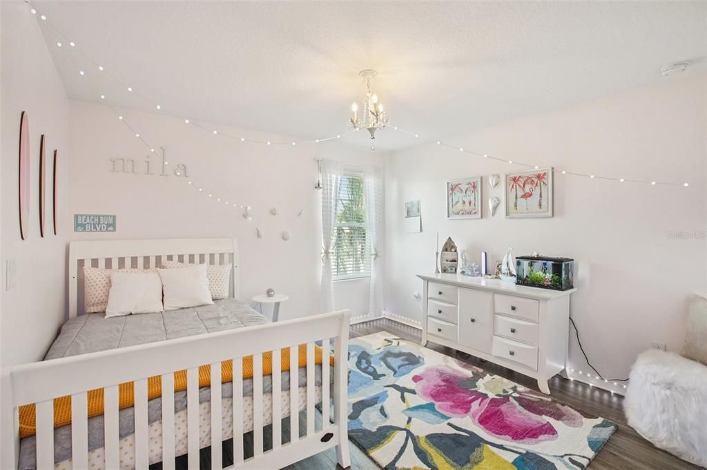 En Venta: $799,900 (4 camas, 3 baños, 3796 Pies cuadrados)