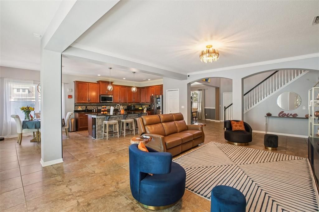 En Venta: $799,900 (4 camas, 3 baños, 3796 Pies cuadrados)