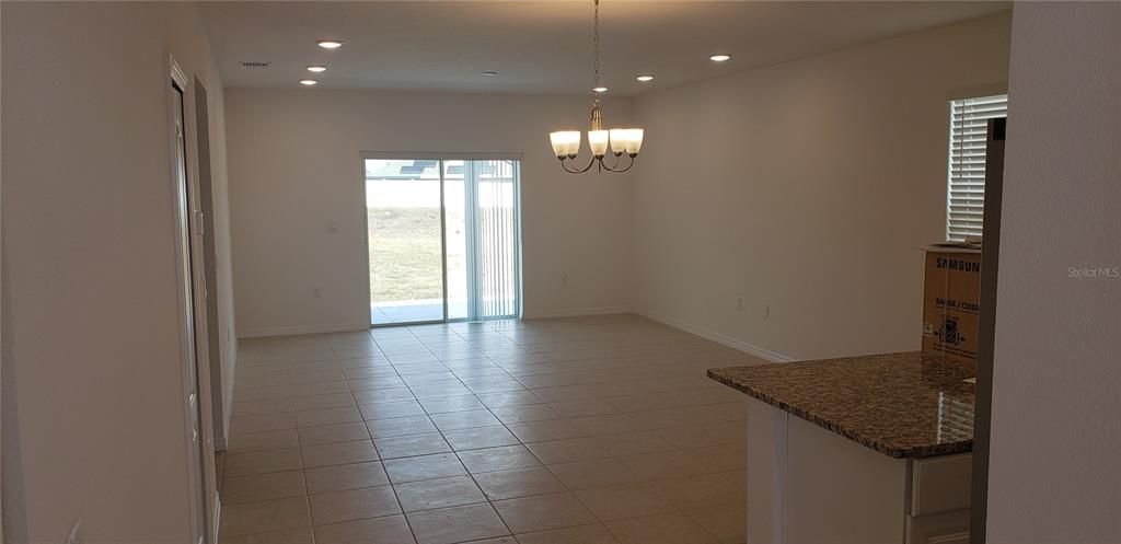 En Renta: $1,895 (4 camas, 2 baños, 1708 Pies cuadrados)