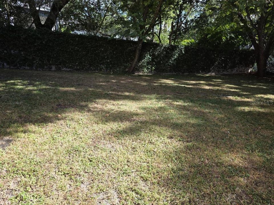 For Sale: $895,000 (3 beds, 2 baths, 1662 Square Feet)