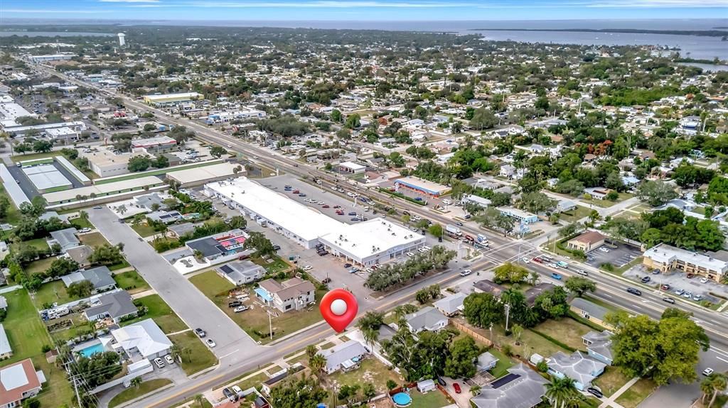 For Sale: $295,000 (2 beds, 1 baths, 1258 Square Feet)