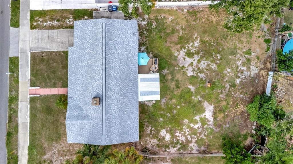 For Sale: $295,000 (2 beds, 1 baths, 1258 Square Feet)