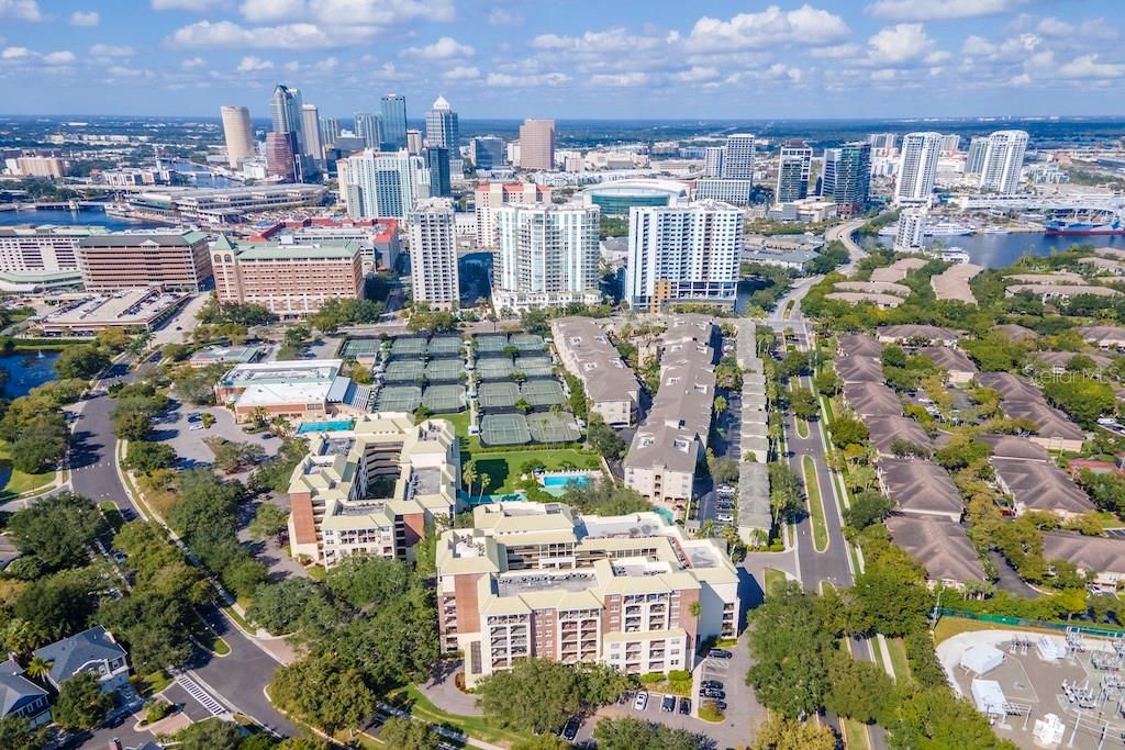 For Sale: $649,500 (3 beds, 2 baths, 1368 Square Feet)