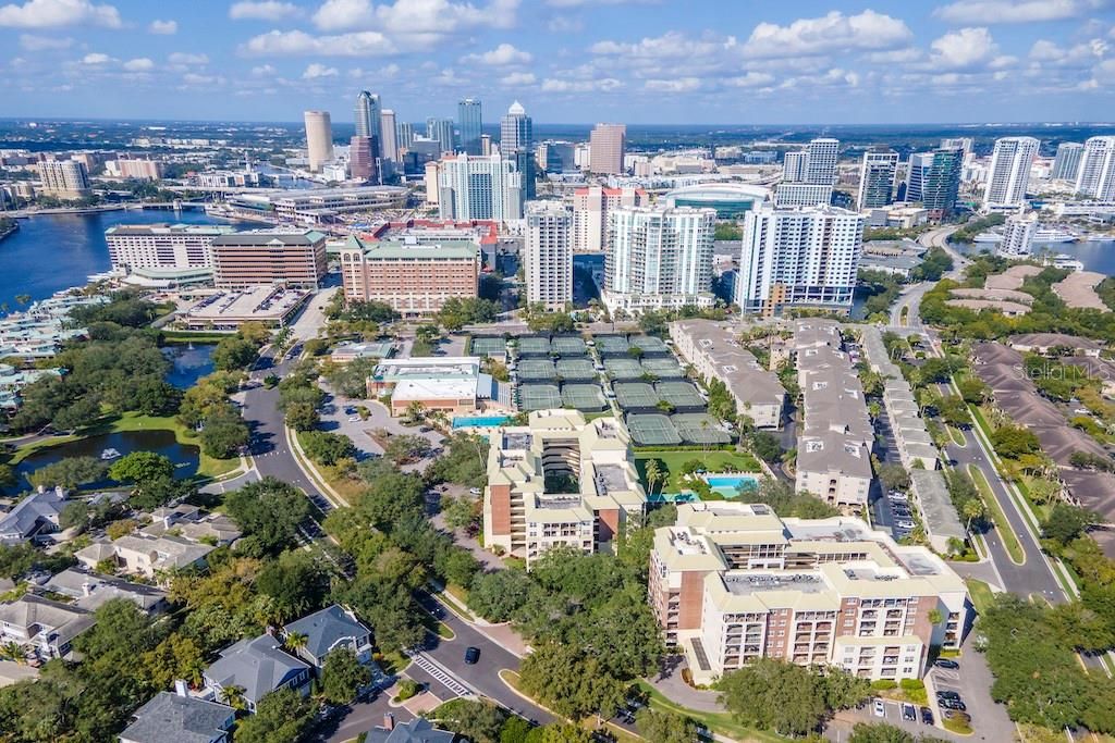 For Sale: $649,500 (3 beds, 2 baths, 1368 Square Feet)