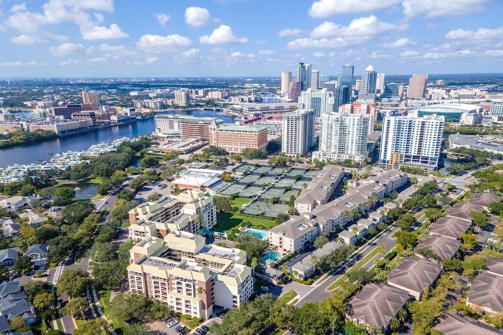 For Sale: $649,500 (3 beds, 2 baths, 1368 Square Feet)