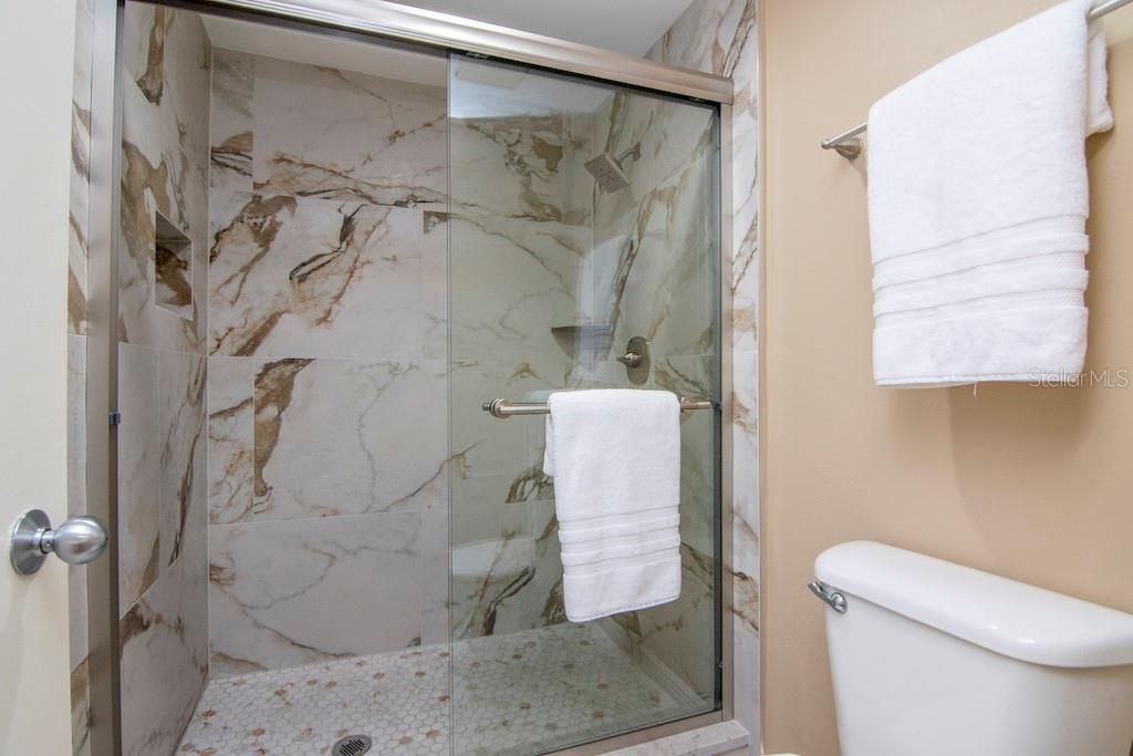 For Sale: $649,500 (3 beds, 2 baths, 1368 Square Feet)