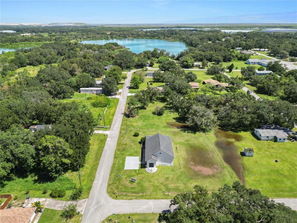 待售: $255,000 (0 贝兹, 0 浴室, 2400 平方英尺)