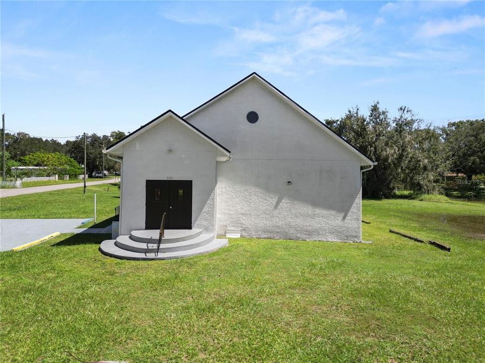 待售: $255,000 (0 贝兹, 0 浴室, 2400 平方英尺)