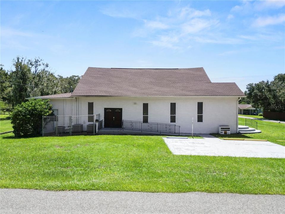 待售: $255,000 (0 贝兹, 0 浴室, 2400 平方英尺)