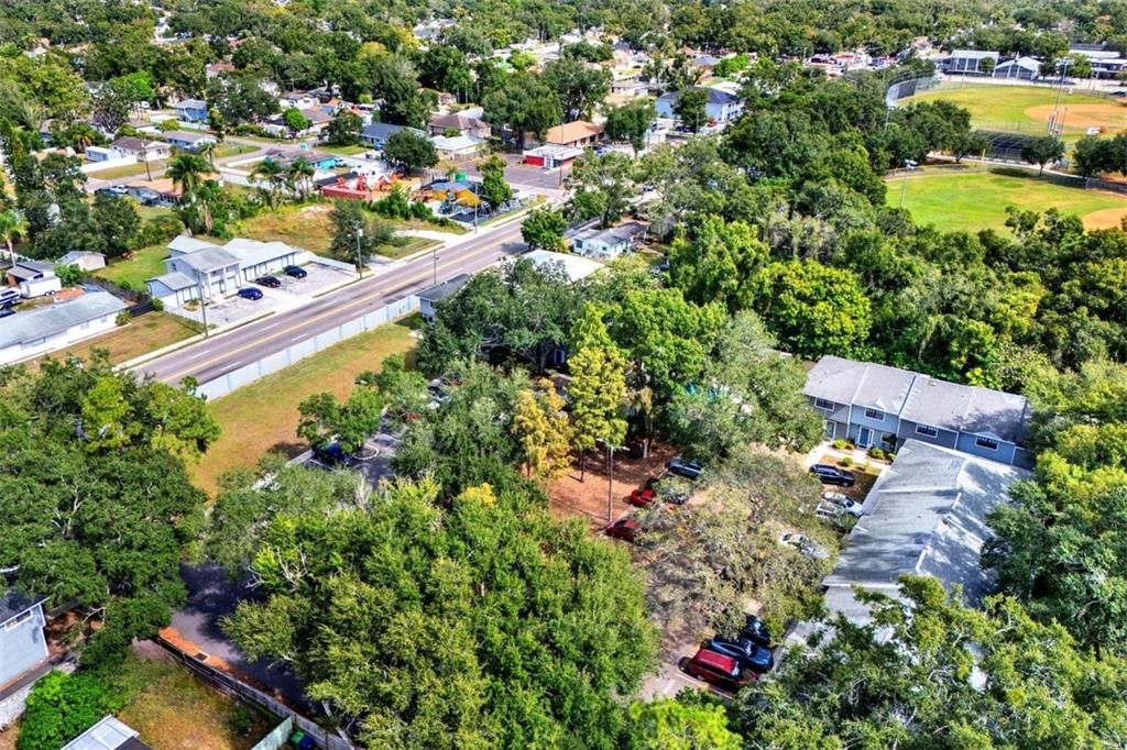 For Sale: $225,000 (2 beds, 2 baths, 1206 Square Feet)