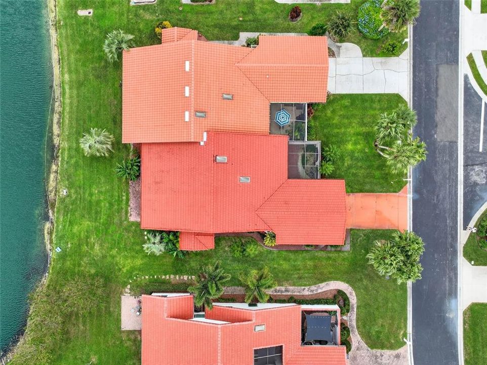 For Sale: $290,000 (3 beds, 2 baths, 2124 Square Feet)