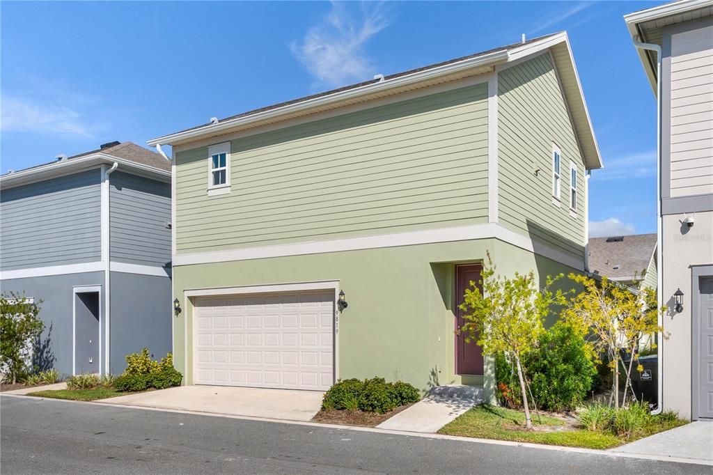 For Sale: $739,000 (4 beds, 3 baths, 2736 Square Feet)