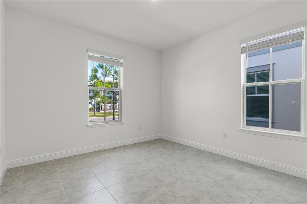 For Sale: $739,000 (4 beds, 3 baths, 2736 Square Feet)