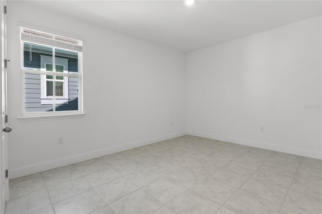 For Sale: $739,000 (4 beds, 3 baths, 2736 Square Feet)