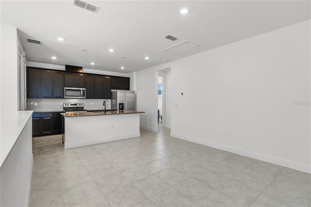 For Sale: $739,000 (4 beds, 3 baths, 2736 Square Feet)