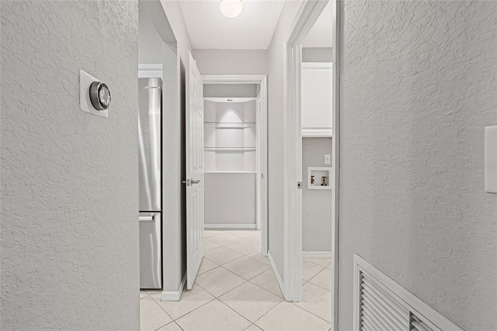 Active With Contract: $249,900 (2 beds, 2 baths, 1583 Square Feet)