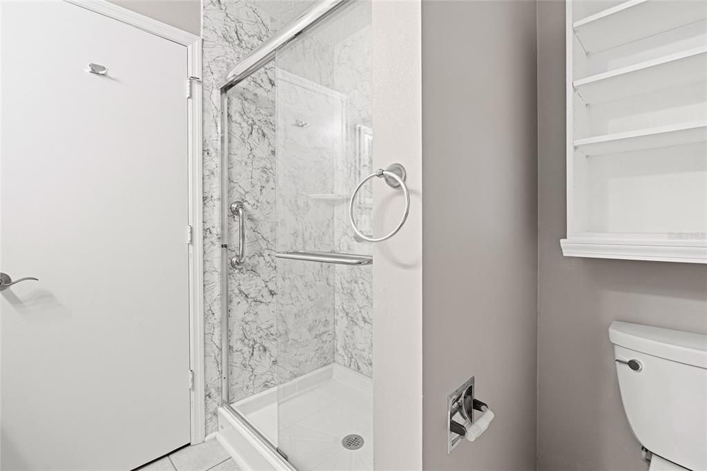 Active With Contract: $249,900 (2 beds, 2 baths, 1583 Square Feet)