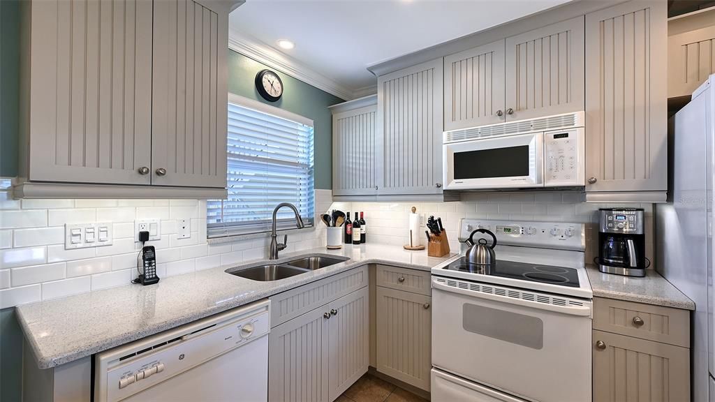 待售: $674,900 (2 贝兹, 1 浴室, 753 平方英尺)