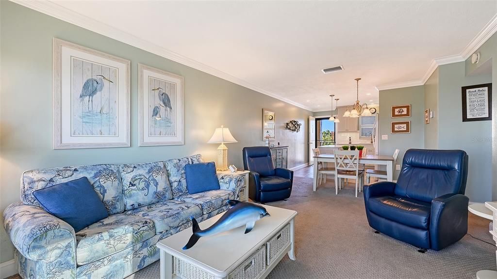 待售: $674,900 (2 贝兹, 1 浴室, 753 平方英尺)