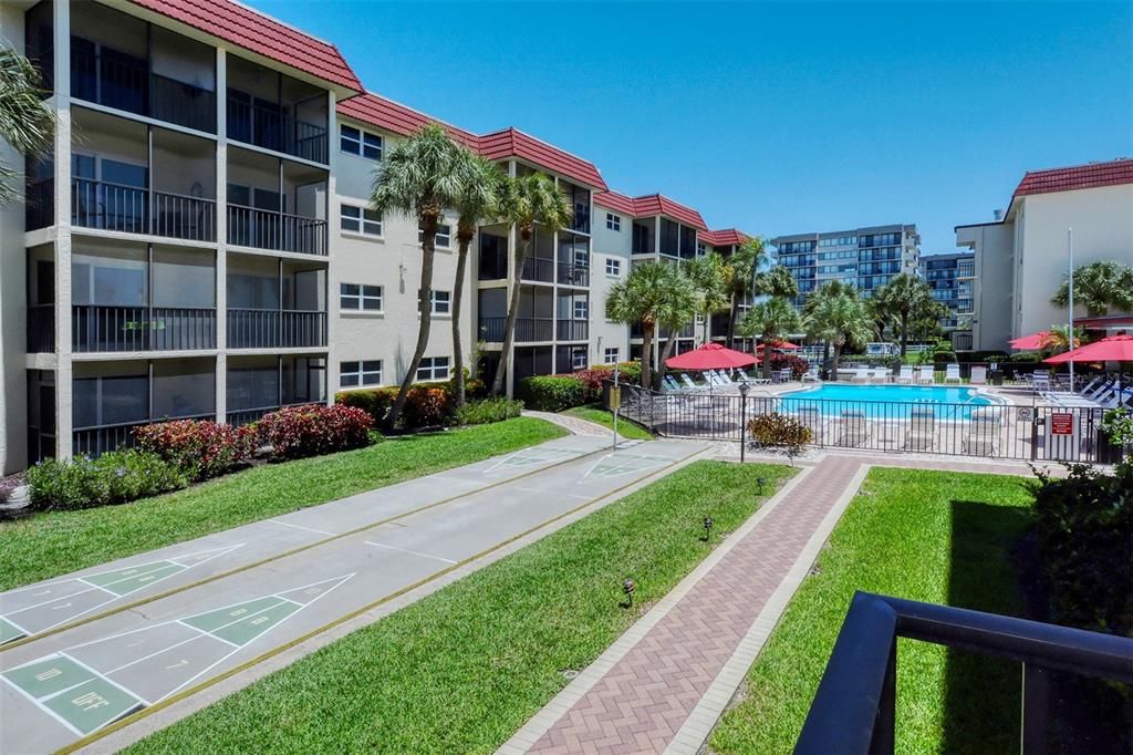 待售: $674,900 (2 贝兹, 1 浴室, 753 平方英尺)