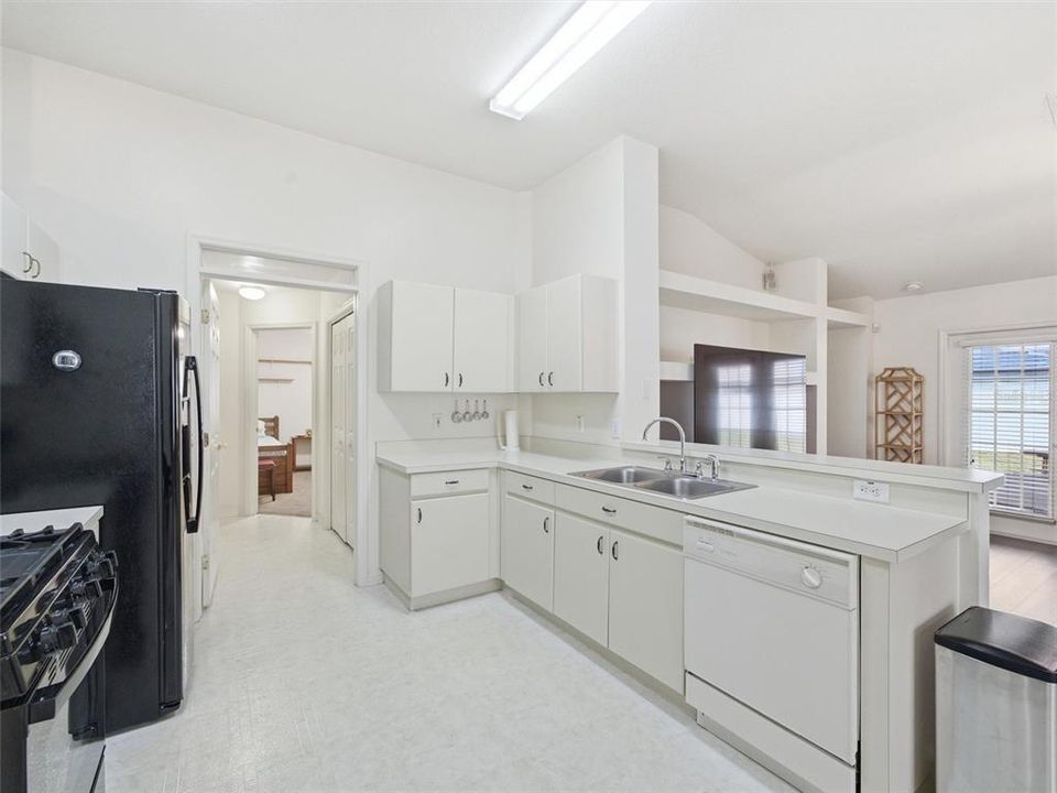 待售: $375,000 (3 贝兹, 2 浴室, 1866 平方英尺)