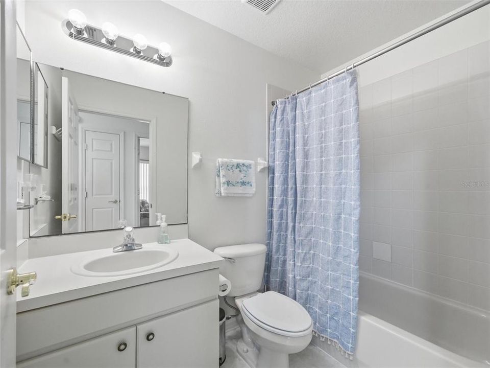 待售: $375,000 (3 贝兹, 2 浴室, 1866 平方英尺)