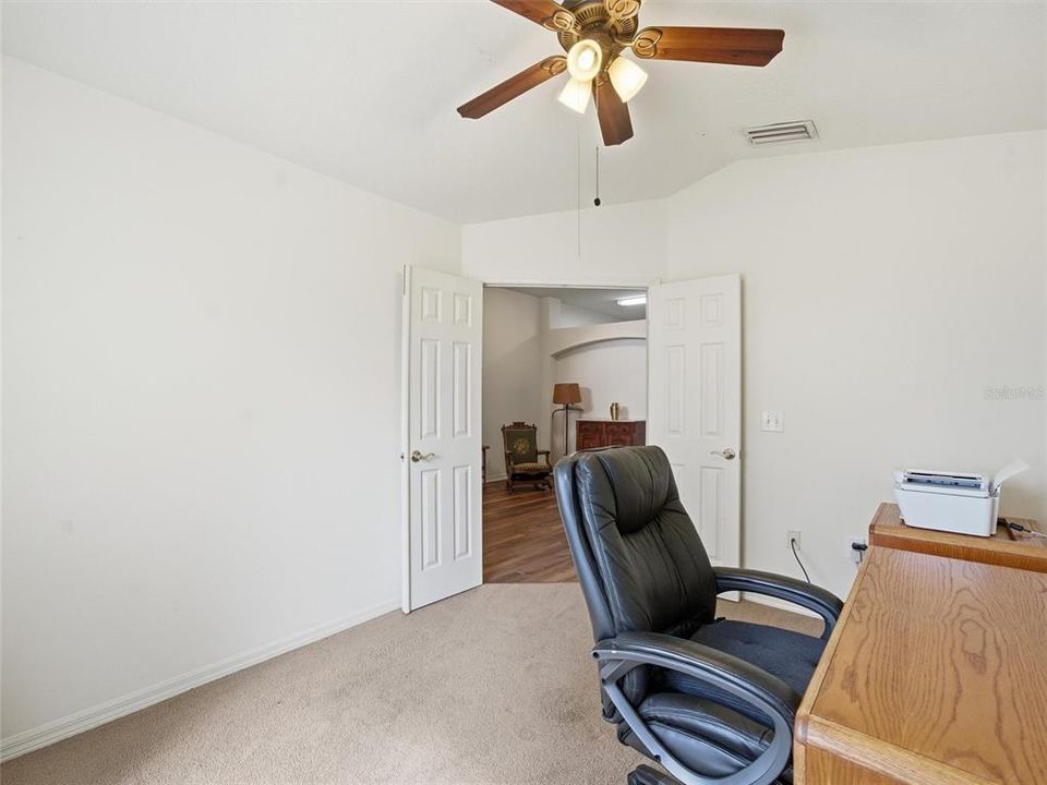 待售: $375,000 (3 贝兹, 2 浴室, 1866 平方英尺)