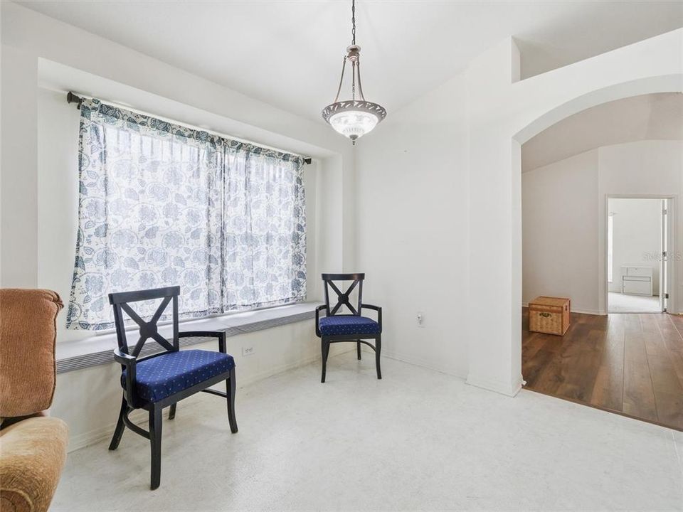 待售: $375,000 (3 贝兹, 2 浴室, 1866 平方英尺)