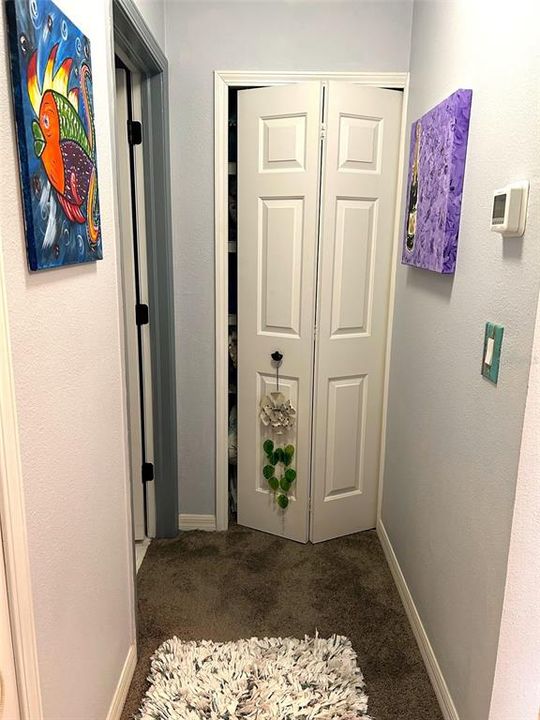 待售: $230,000 (2 贝兹, 2 浴室, 1325 平方英尺)