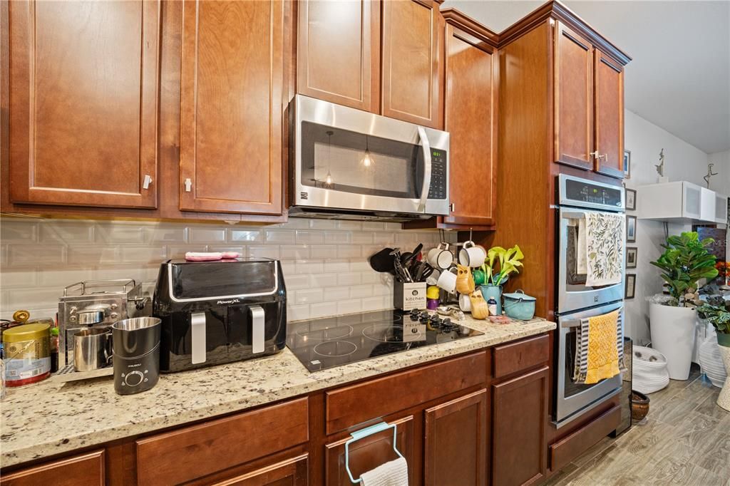 For Sale: $449,900 (4 beds, 2 baths, 2028 Square Feet)