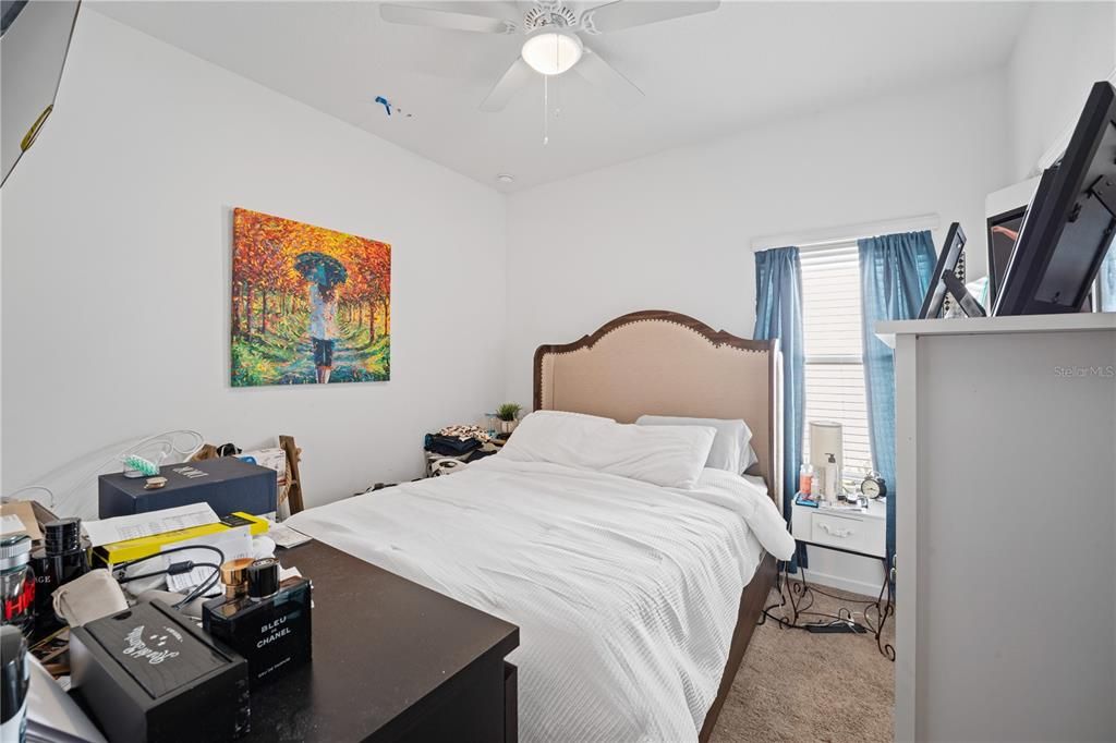 For Sale: $449,900 (4 beds, 2 baths, 2028 Square Feet)