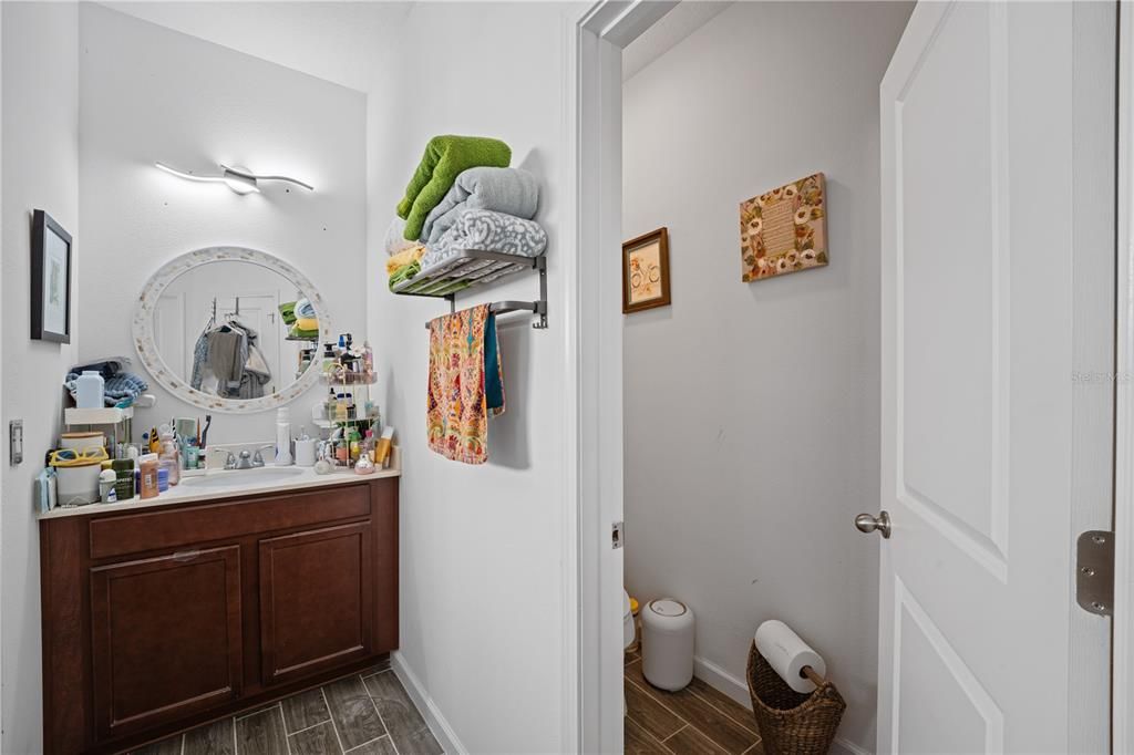 For Sale: $449,900 (4 beds, 2 baths, 2028 Square Feet)