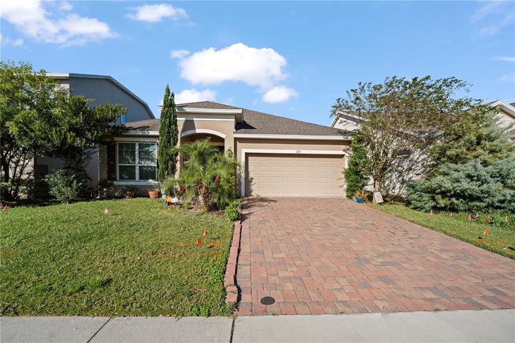 For Sale: $449,900 (4 beds, 2 baths, 2028 Square Feet)