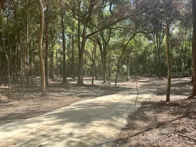 待售: $199,000 (8.97 acres)