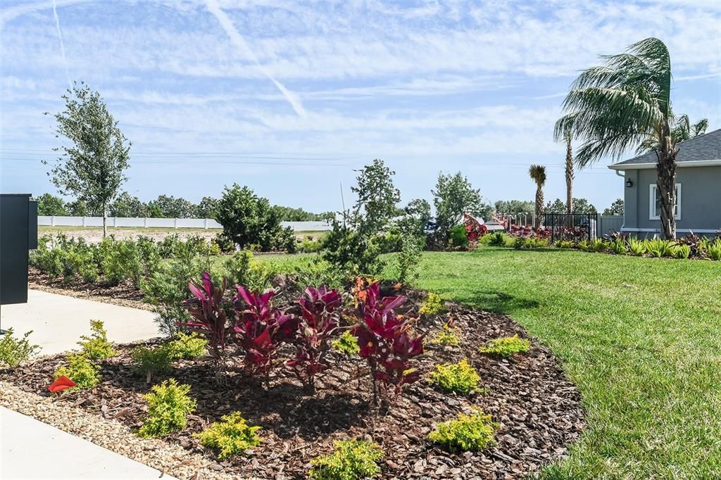 For Sale: $478,999 (4 beds, 3 baths, 2600 Square Feet)