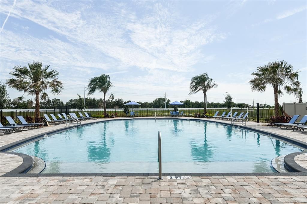 For Sale: $478,999 (4 beds, 3 baths, 2600 Square Feet)