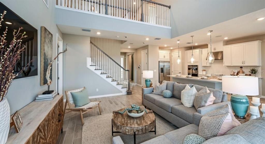 For Sale: $478,999 (4 beds, 3 baths, 2600 Square Feet)