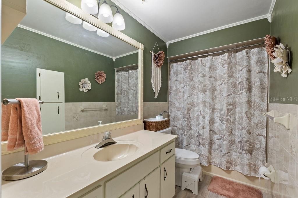 For Sale: $464,900 (3 beds, 2 baths, 2700 Square Feet)