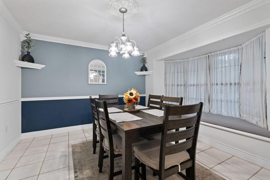 For Sale: $464,900 (3 beds, 2 baths, 2700 Square Feet)