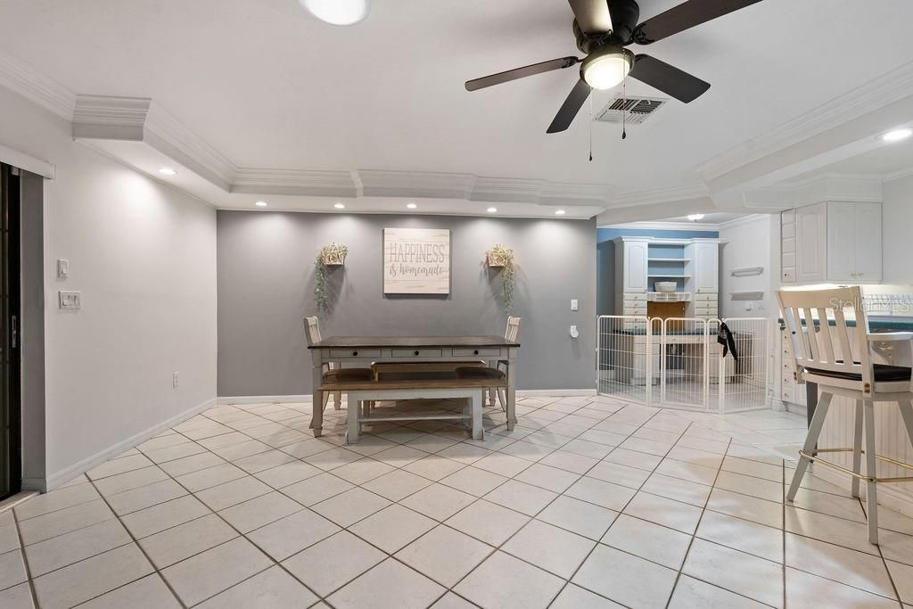 For Sale: $464,900 (3 beds, 2 baths, 2700 Square Feet)